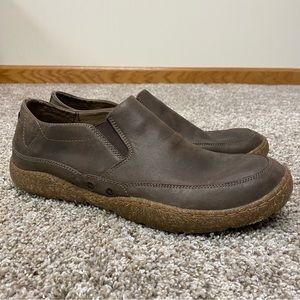 Hush Puppies Men’s Brown Leather Slip On Shoe Loafer Size 11